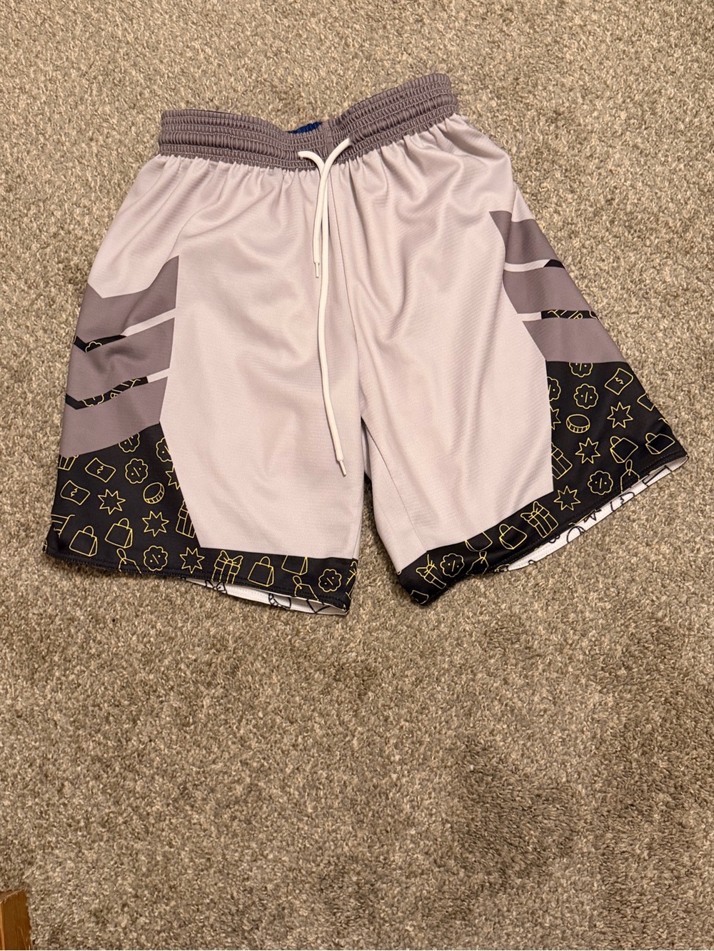 Boys Size 8-10 Reversible Athletic Performance Shorts